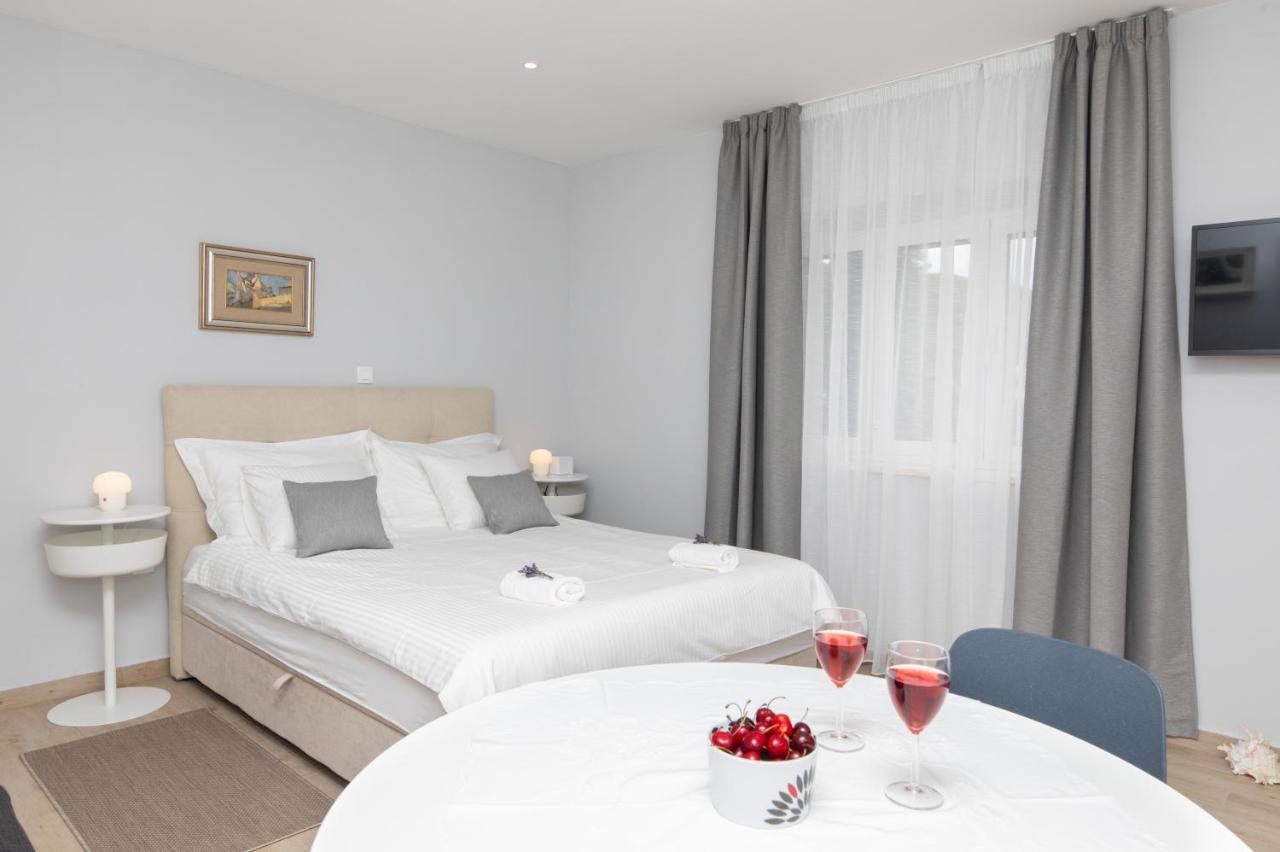 Apartman Ružica Pucisca Exteriér fotografie