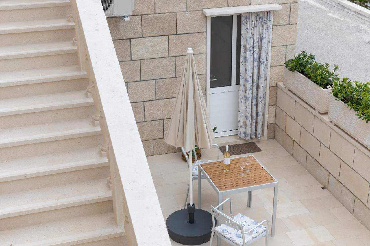 Apartman Ružica Pucisca Exteriér fotografie